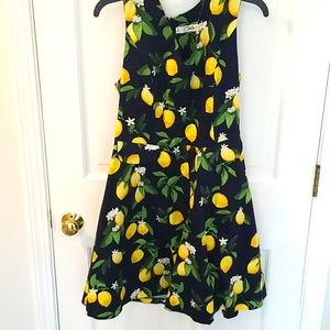 Lovely lemon sundress!